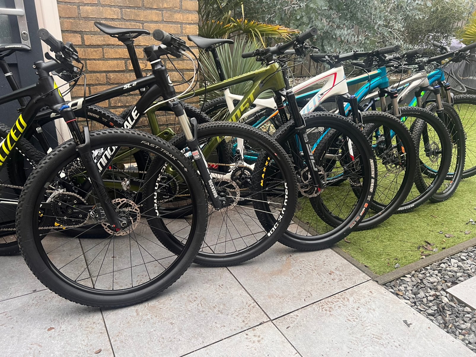 Diverse Mountainbikes en sportfietsen te koop, Ophalen, MTB, Full suspension, Mountainbike