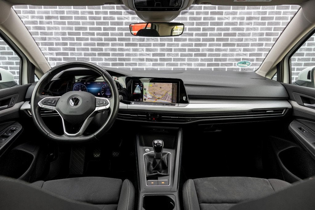 Volkswagen Golf 1.5 TSI Life Business | Panoramadak | ErgoAc, Automatische klimaatregeling, 4 cilinders, Wit, Origineel Nederlands