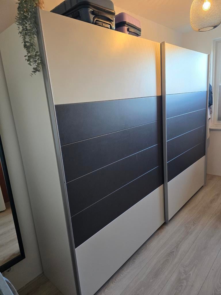 Prachtige kledingkast schuifdeuren van de Boer in Staphorst, Ophalen, Met deur(en), Gebruikt, 200 cm of meer