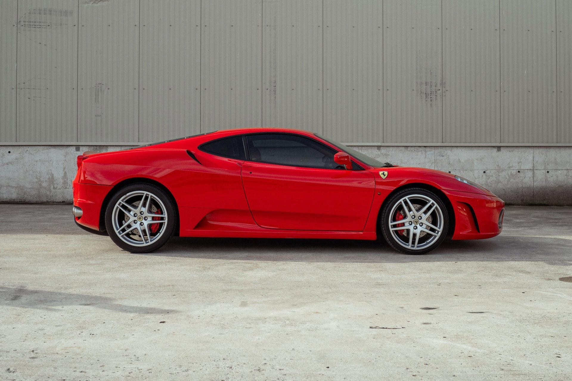 Ferrari F 430 4.3 V8 F1 | VEILING binnenkort | Rosso Corsa /, Auto's, Achterwielaandrijving, Gebruikt, Bedrijf, 490 pk
