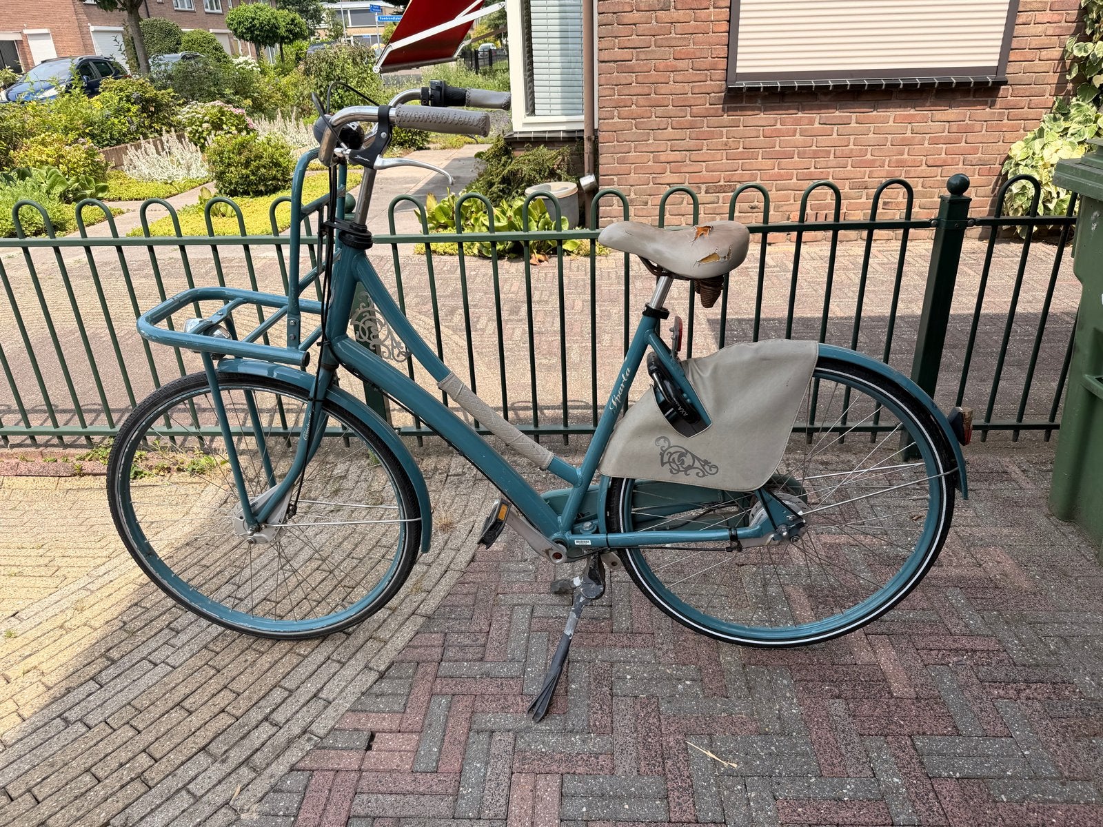 Sparta Cargo meidenfiets, Fietsen en Brommers, Fietsonderdelen, Ophalen, Gebruikt, Leer, Zadel