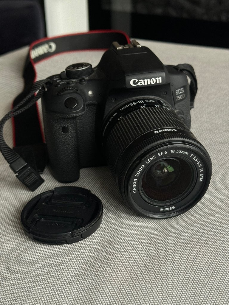 Canon EOS 750 D DSLR camera + canon zoom lens EF-S 18-55mm, Audio, Tv en Foto, Spiegelreflex, Canon, Ophalen of Verzenden, Zo goed als nieuw