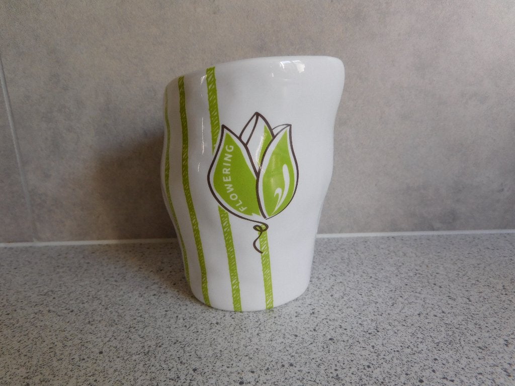 Design Mok Flowering Tulp Groen Artihove Corrie Ammerlaan, Ophalen of Verzenden
