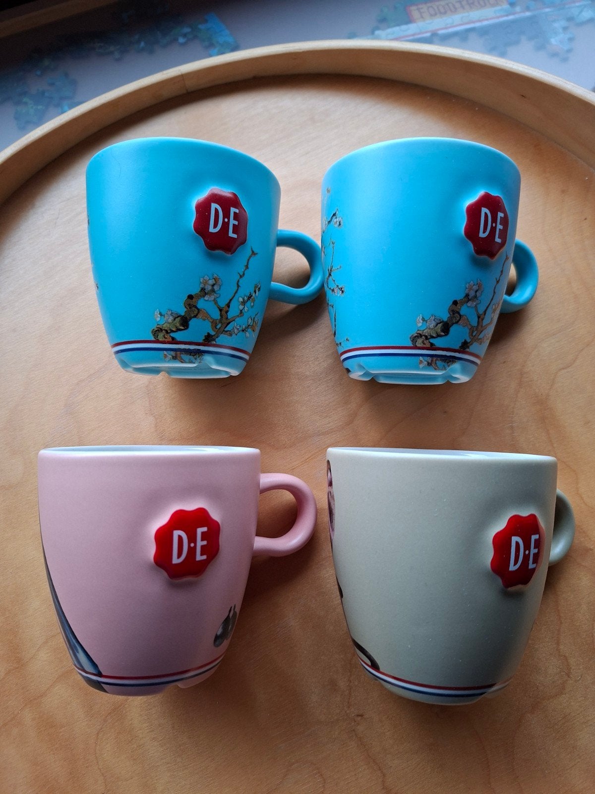 4 Douwe Egberts Oude Meesters mokken, Overige merken, Keramiek, Nieuw, Overige stijlen