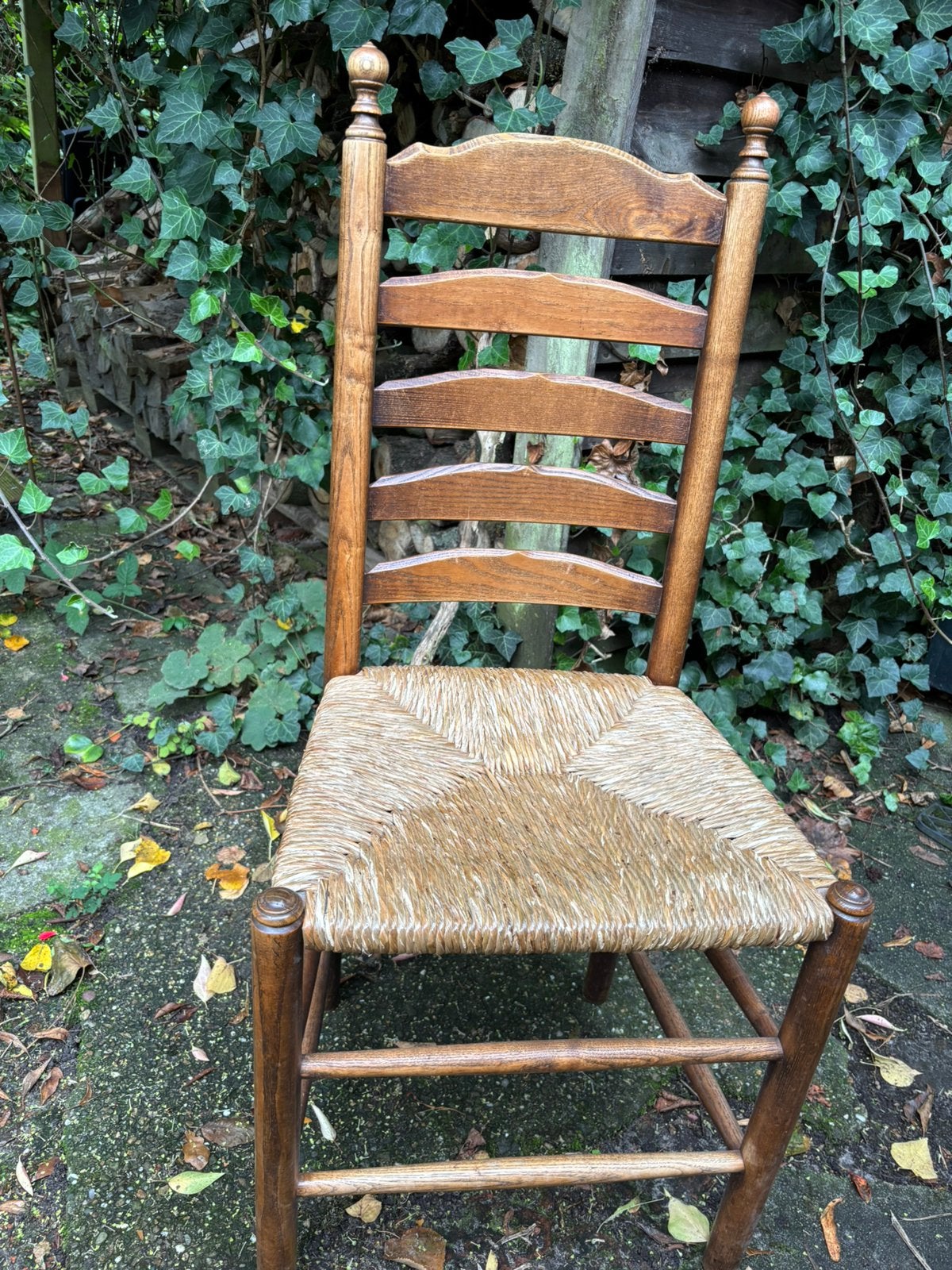 Brocante knopstoelen stoelen.  4 stuks, Ophalen