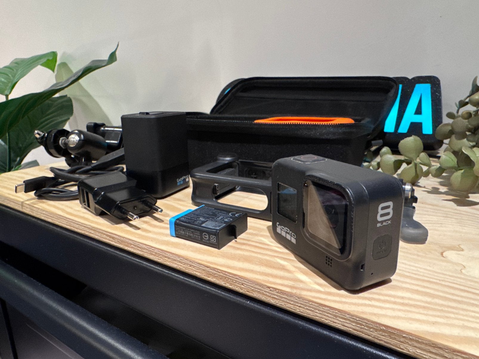 GoPro HERO 8 Black + Media Mod + 3 accu’s + veel accessoires, Ophalen of Verzenden, Gebruikt, GoPro