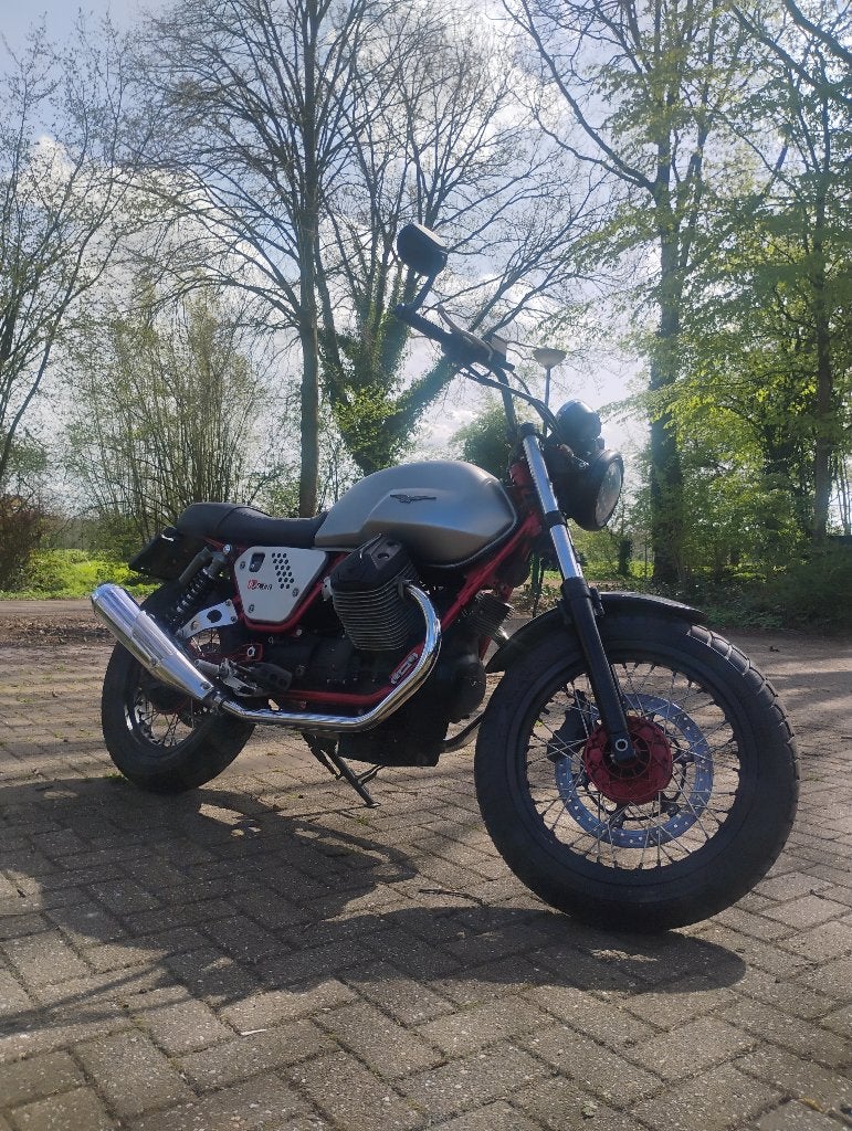 Moto Guzzi V7 Racer, Motoren, 750 cc, Cardan-aandrijving, 2 cilinders, Motorrijbewijs A