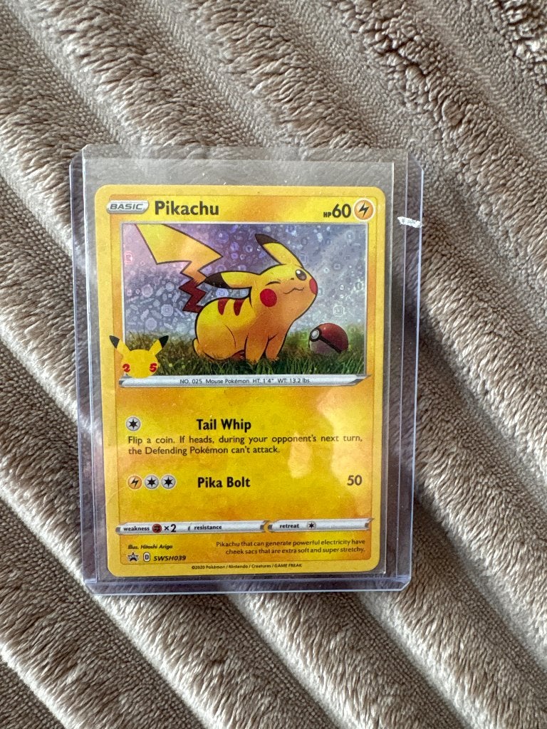 Pikachu SWSH039, Hobby en Vrije tijd, Verzamelkaartspellen | Pokémon, Ophalen of Verzenden, Nieuw, Losse kaart, Foil
