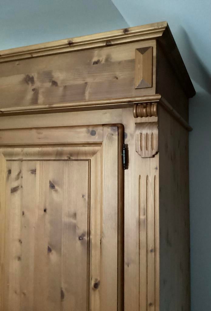 2 grenen kasten en een commode én 2 persoons bed, Ophalen, Massief grenen, 100 tot 150 cm, 5 laden of meer