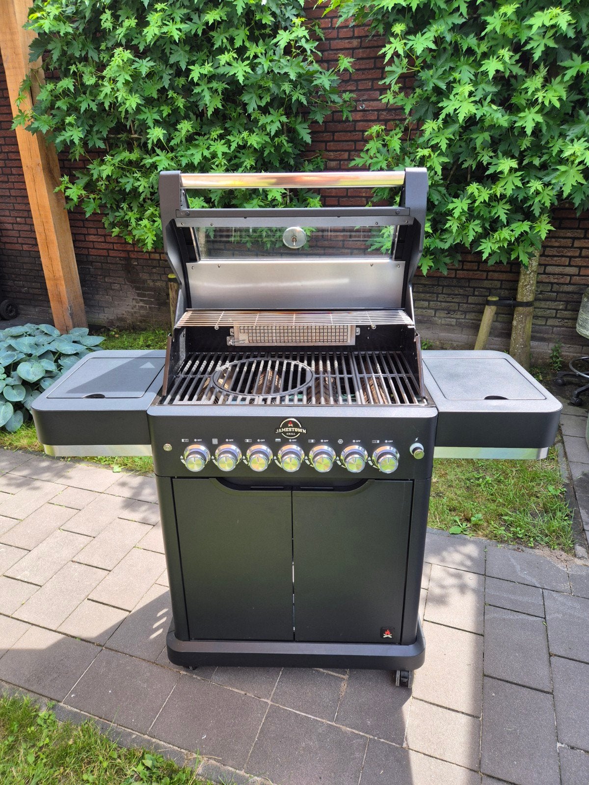 Jamestown Grill Connor Gasbarbecue met gasfles & hoes, Ophalen, Zo goed als nieuw, Jamestown