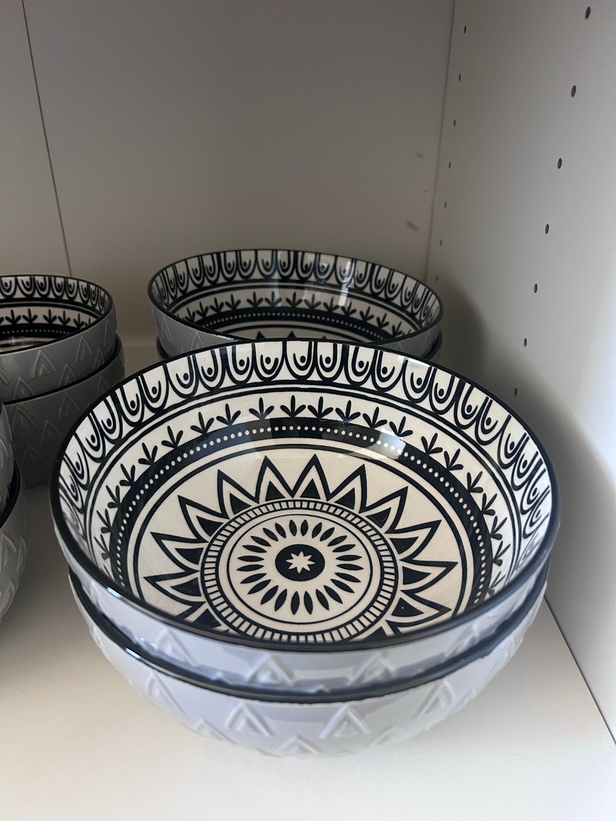 Set van 16 Inari kommen - zwart/wit/grijs, Ophalen, Overige merken, Keramiek, Zo goed als nieuw