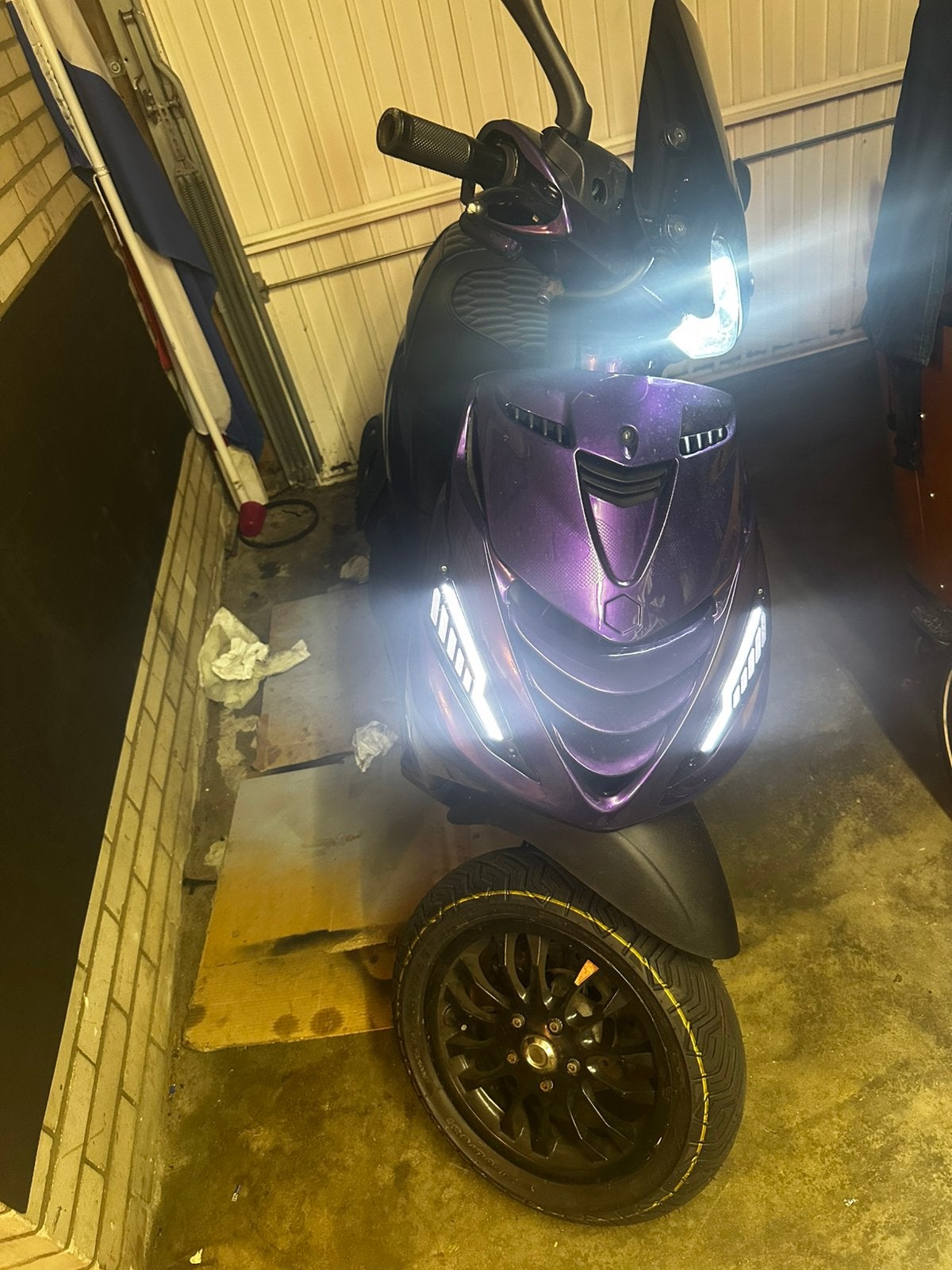 Zip 50cc 4t, Fietsen en Brommers, Scooters | Piaggio, Ophalen, Maximaal 45 km/u, Zip, Zo goed als nieuw