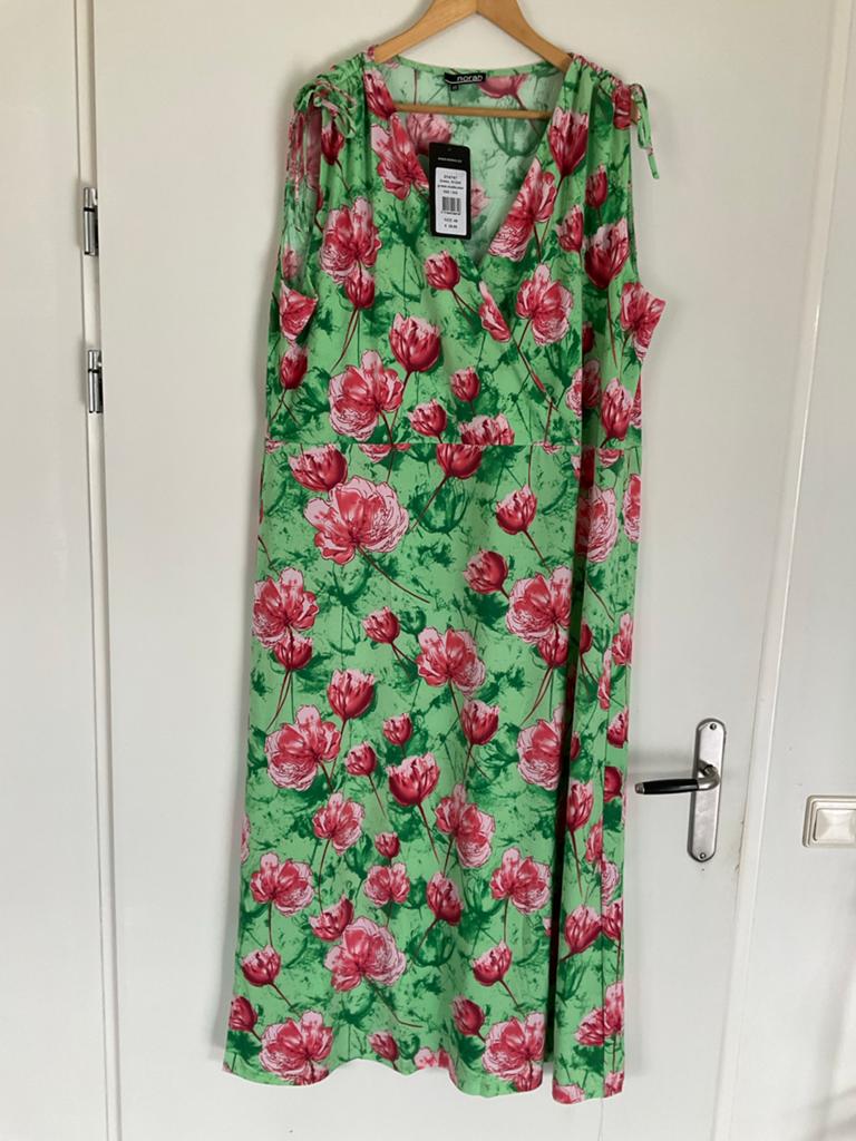 Nieuwe vrolijke Norah maxi jurk maat 48, Kleding | Dames, Jurken, Ophalen of Verzenden, Nieuw, Maat 46/48 (XL) of groter, Groen