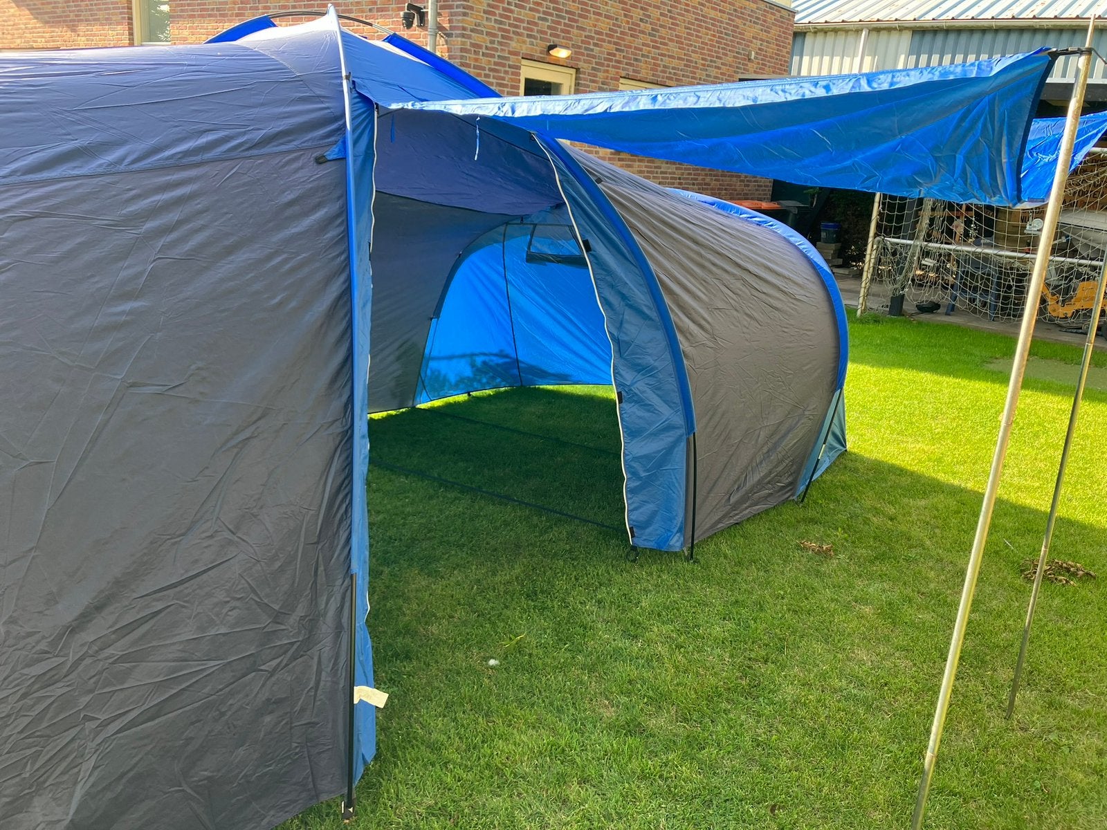 8 persoons tent blauw, Caravans en Kamperen, Tenten, Ophalen of Verzenden, Zo goed als nieuw