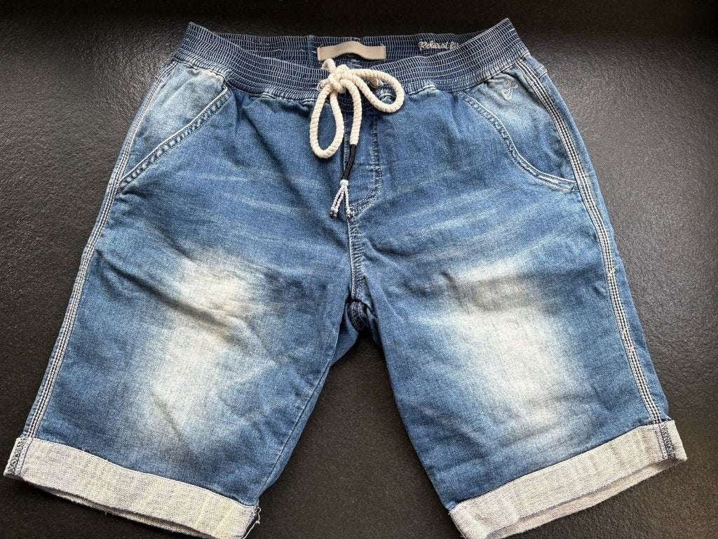 Jade Twelve korte spijkerbroek broek short maat 27, Kleding | Dames, Jade Twelve, Blauw, Ophalen of Verzenden, Zo goed als nieuw