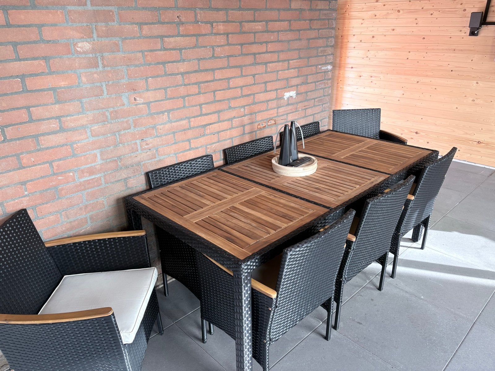 Prachtige tuinset met 8 zitplaatsen - Zo goed als nieuw, Ophalen, Eettafel, Tuinset, Hout