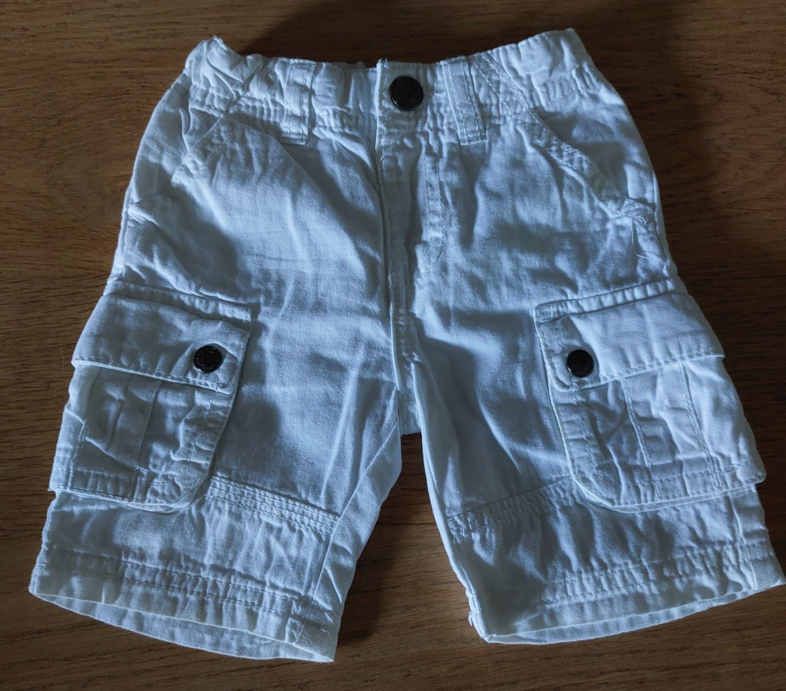 Witte korte broek van Prénatal - Maat 74, Broekje, Zo goed als nieuw, Jongetje, Prénatal