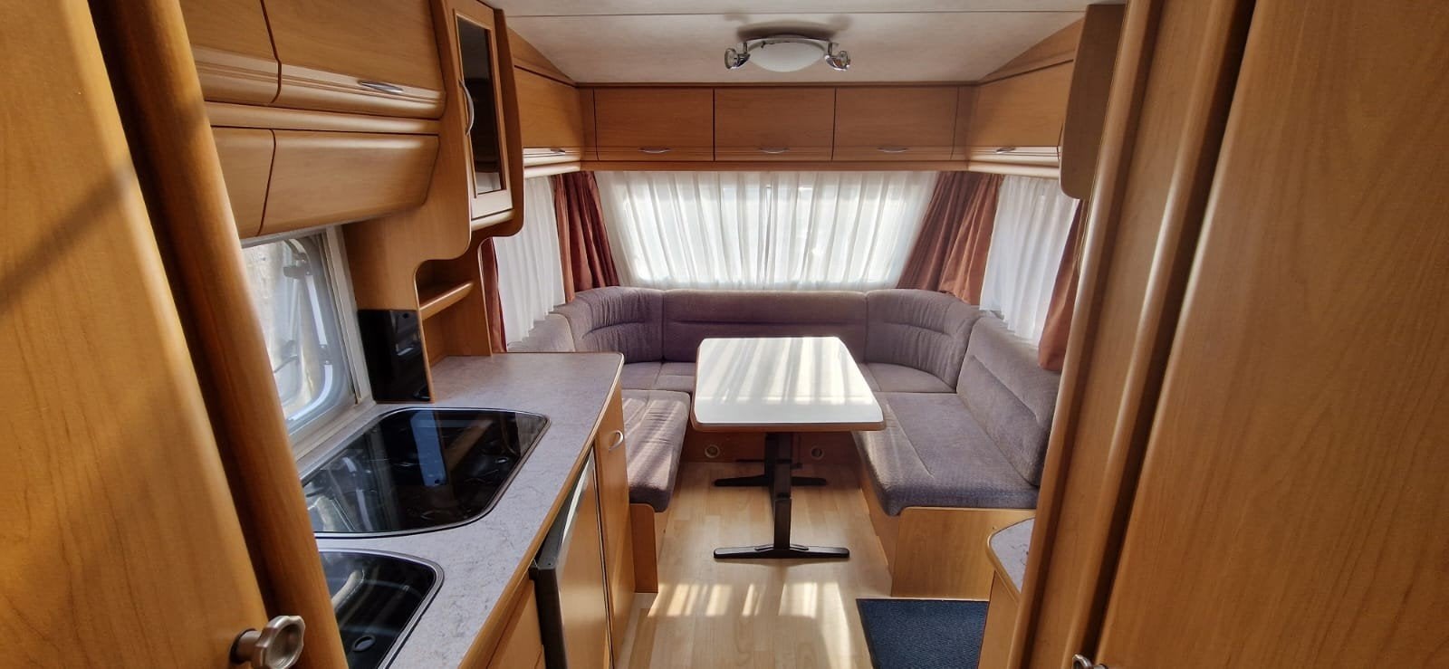 Wilk Stern 530 (2004) - 6 personen, Rondzit, Particulier, Tot en met 6, Fietsenrek