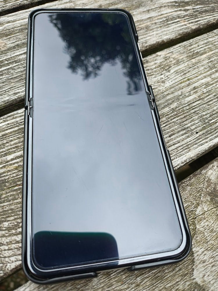 Motorola Razr 40 beige, Gebruikt, Overige kleuren, Inklapmodel, Ophalen of Verzenden