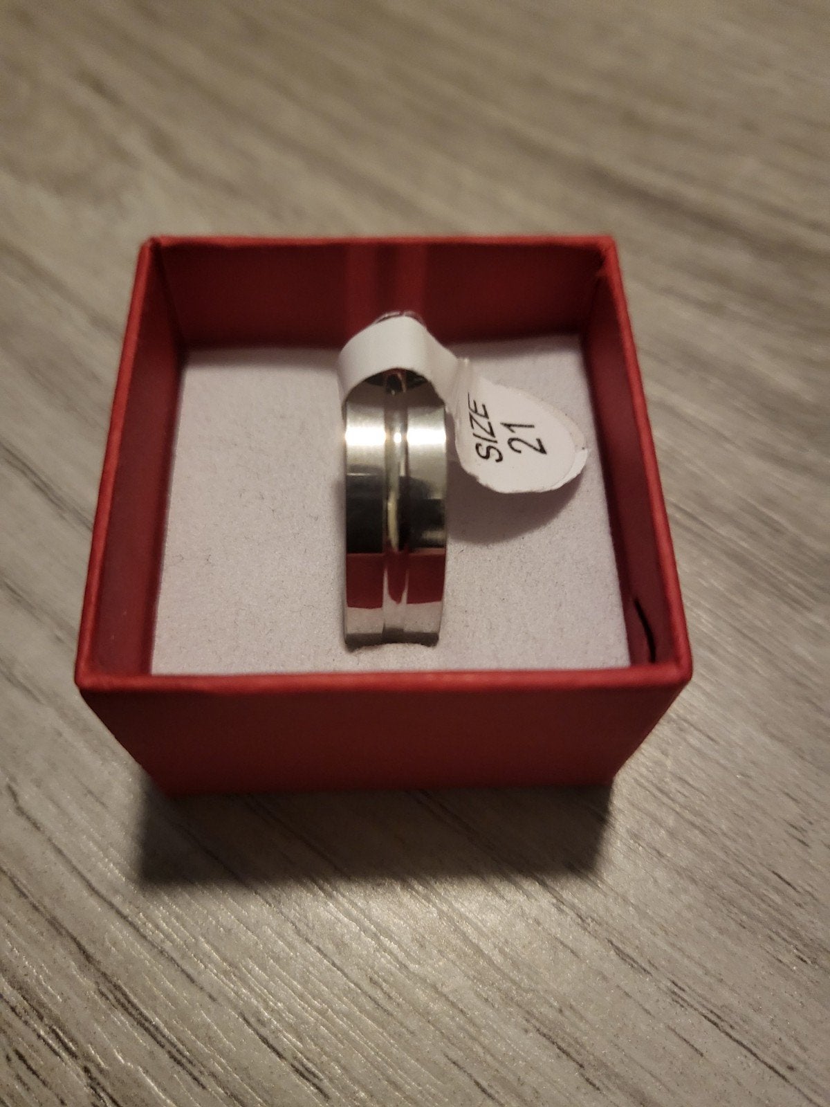 Nieuwe zilverkleurige ring, maat 21, 20 of groter, IJzer of Staal, Nieuw, Ophalen of Verzenden