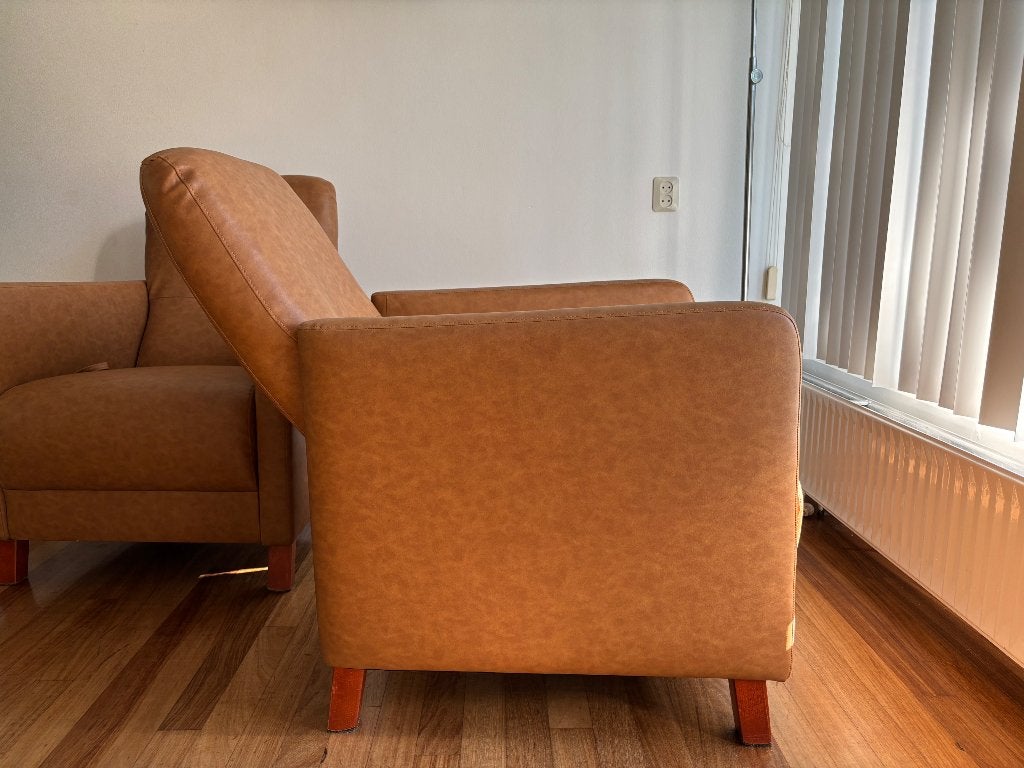 Te koop , twee comfortabele fauteuils - zo goed als nieuw, Ophalen, Twee, Bruin, Zo goed als nieuw