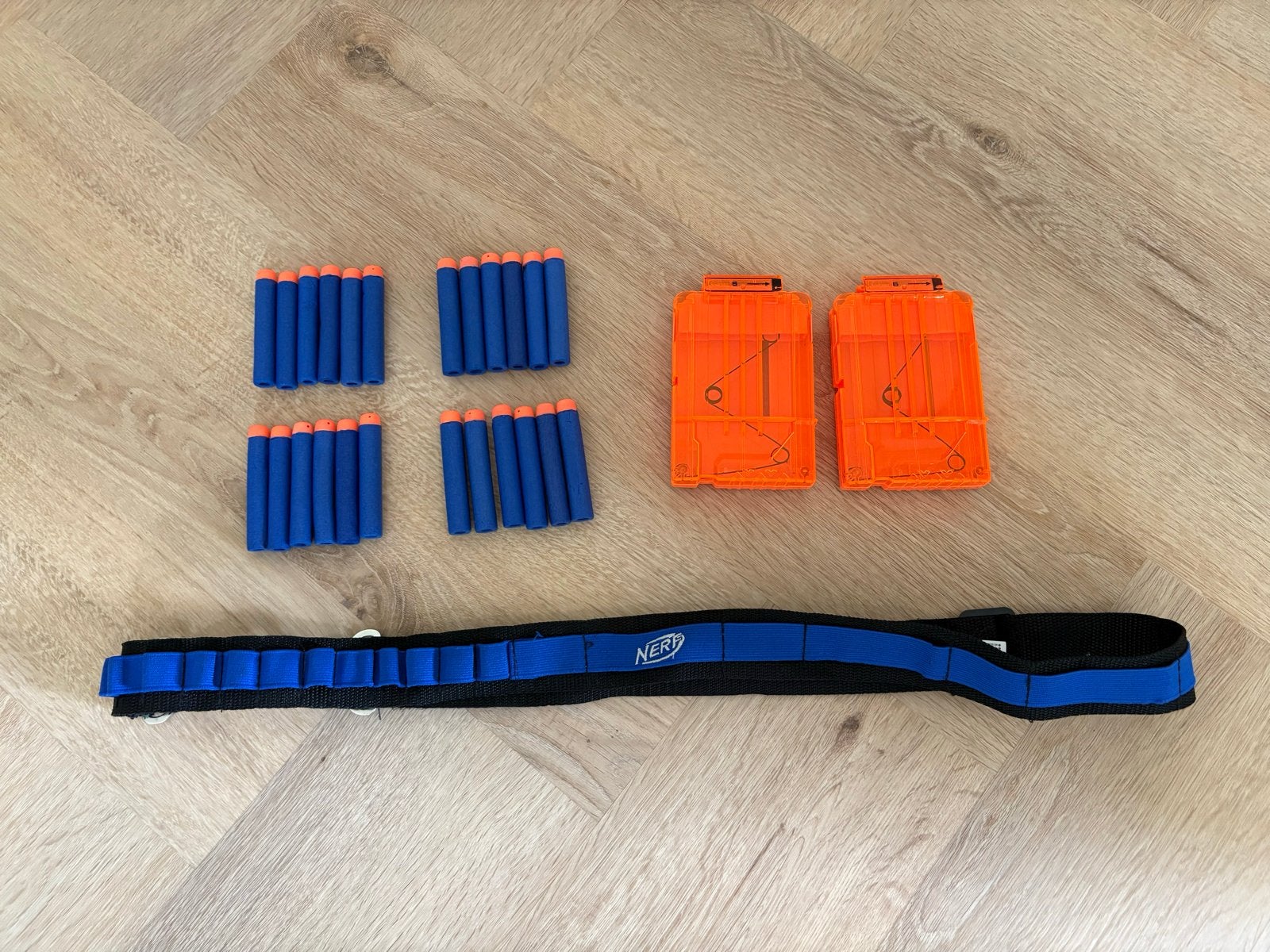 Nerf accessoires: band, magazijnen en pijltjes, Kinderen en Baby's, Ophalen of Verzenden, Gebruikt, Jongen of Meisje