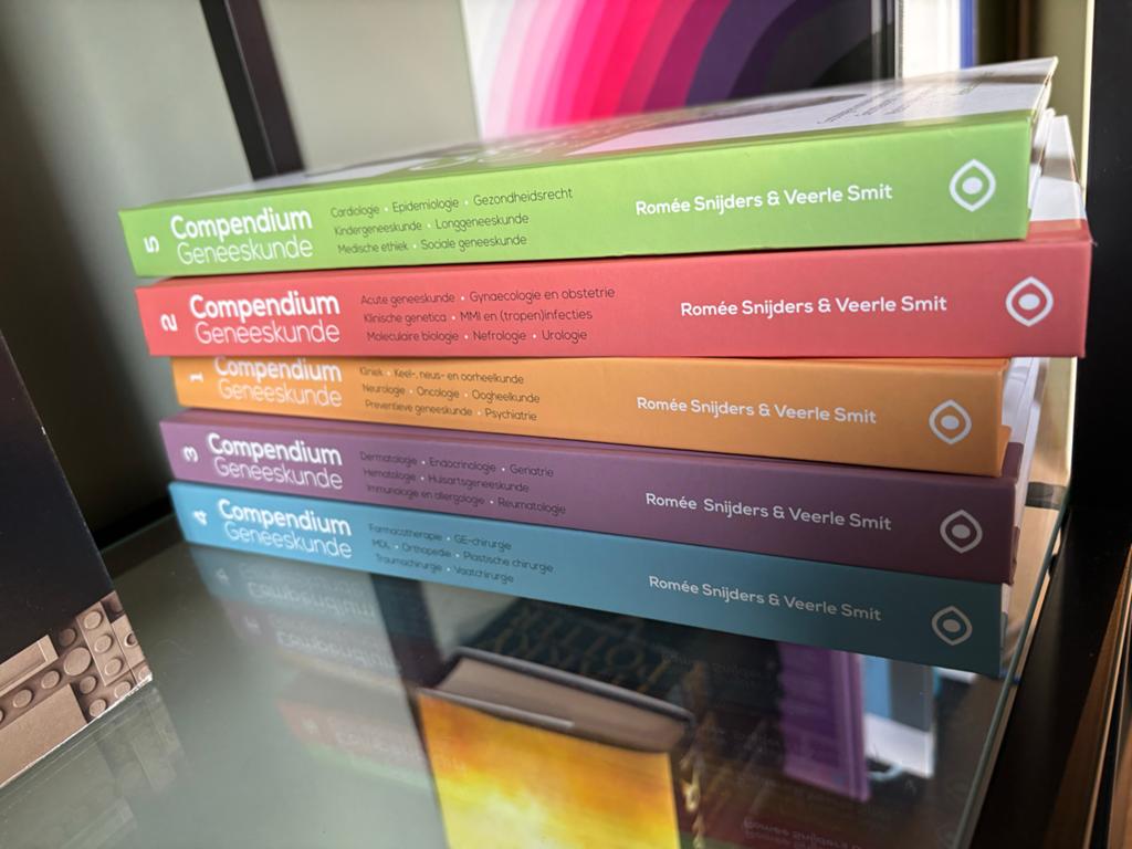 Compendium Geneeskunde 2.0 (5 delen), Ophalen of Verzenden, Zo goed als nieuw