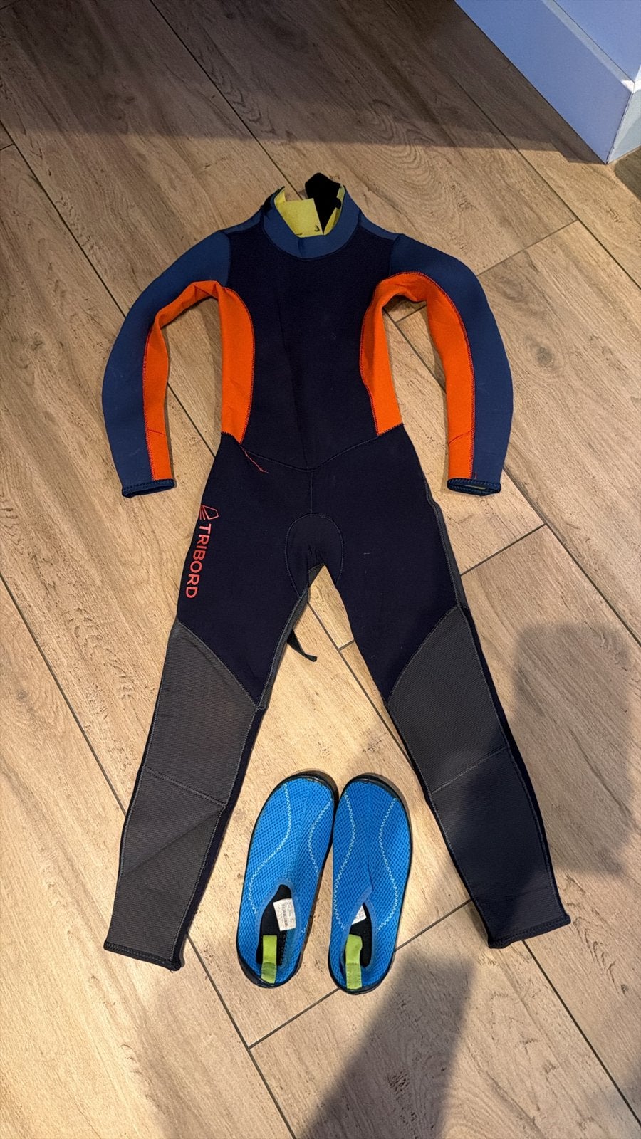 Tribord kinderwetsuit met waterschoenen - Goede staat, Ophalen of Verzenden, Gebruikt, Kind, Wetsuit