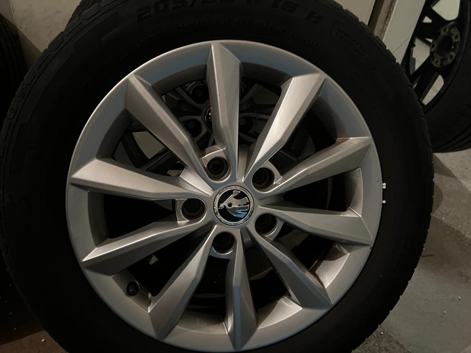 Skoda octavia velgen, Ophalen, Gebruikt, Banden en Velgen, 17 inch