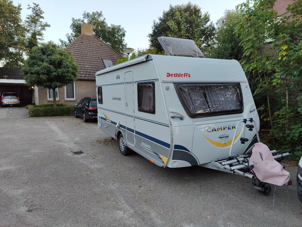 Dethleffs DB 450 Camper, evt met nieuwe 3m Isabella voortent, Vast bed, Rondzit, Particulier, Kachel