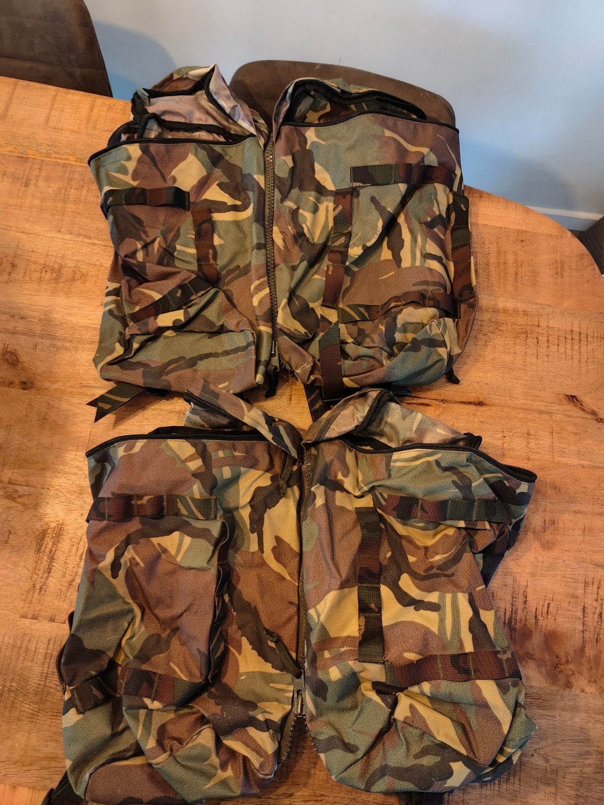 2x Defensie Camo daypack/zijtas - Militair Camouflage, Ophalen of Verzenden, Landmacht, Nederland, Overige typen