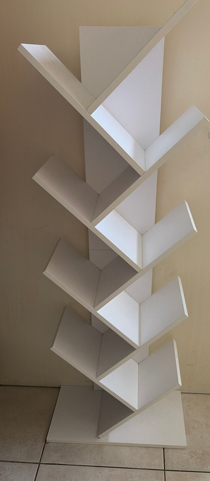 Moderne witte boekenkast, Ophalen, Met plank(en), Minder dan 50 cm, Gebruikt