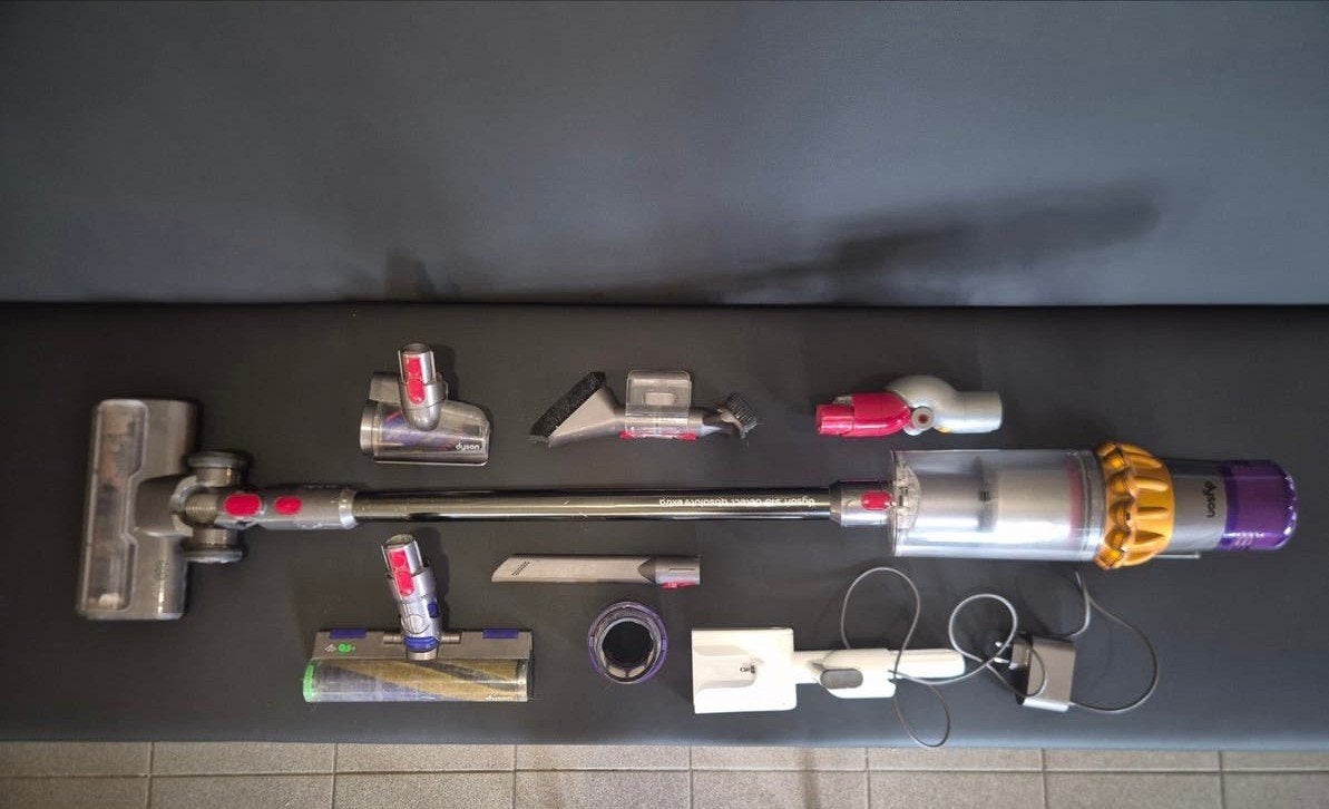 Dyson V15 Detect Absolute Extra Steelstofzuiger, Witgoed en Apparatuur, Stofzuigers, Ophalen of Verzenden, Zo goed als nieuw, Dyson
