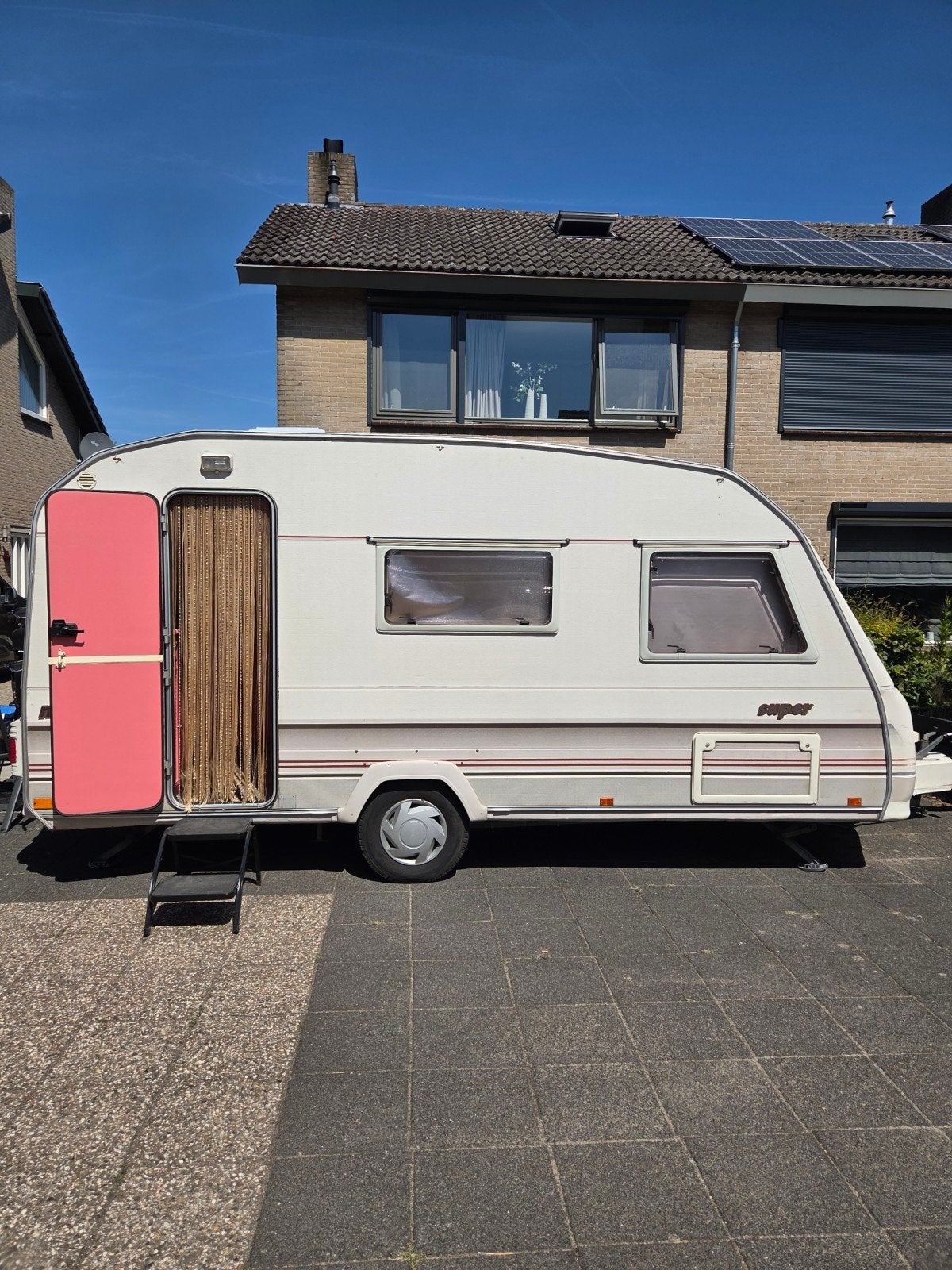 Gezellige Sprite Musketeer Super caravan, Vast bed, Luifel, Treinzit, Particulier