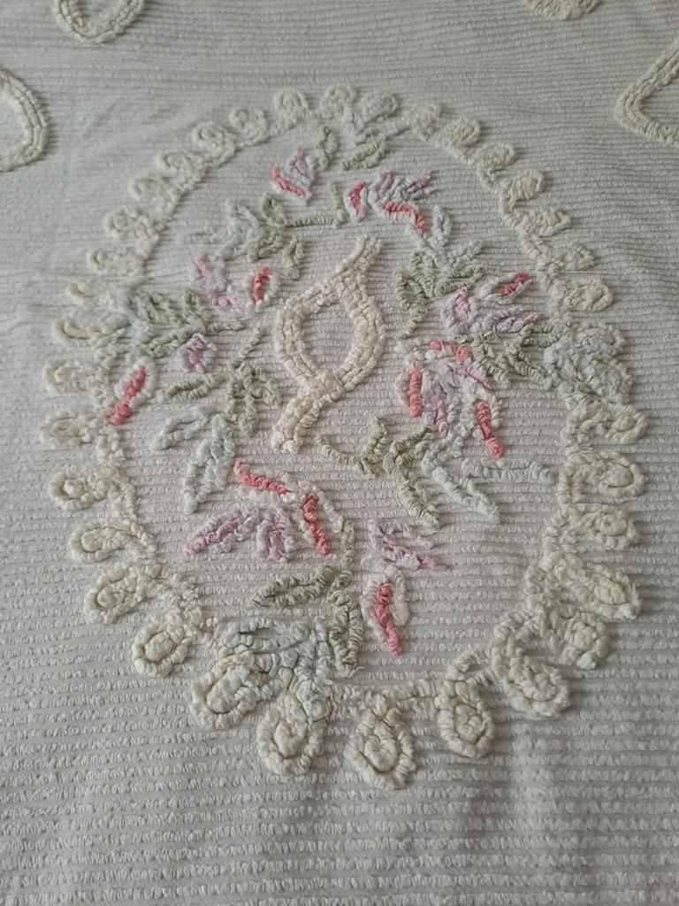 Prachtige vintage chenille bedsprei uit de jaren 70., Huis en Inrichting, Slaapkamer | Beddengoed, Eenpersoons, Wit, Overige typen