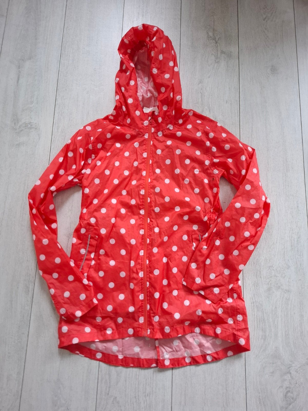 Hema regenjas rood met witte stippen maat 158-164, Gebruikt, Meisje, Ophalen of Verzenden, Hema