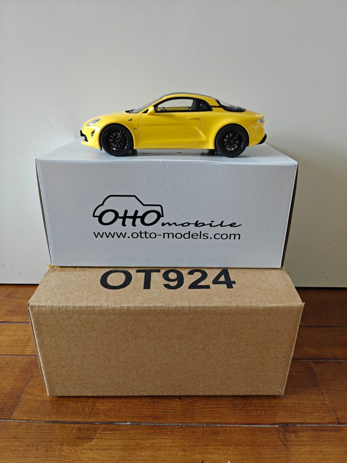 Alpine A110 Color Edition 2020 1/18 Modelauto OT924, Ophalen of Verzenden, Zo goed als nieuw, Auto, Overige merken