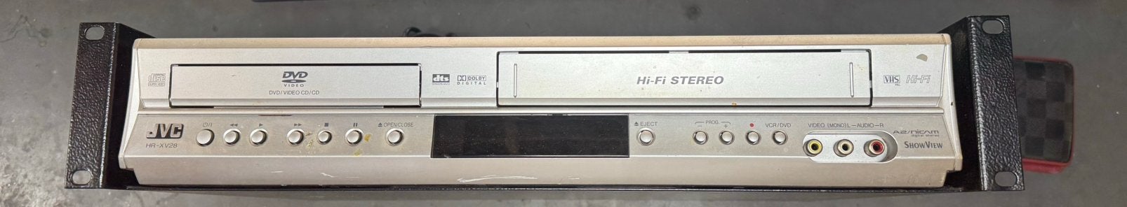 JVC DVD & VHS Speler & Recorder met tv-tuner | HR-XV28, Verzenden, Gebruikt, VHS-speler of -recorder