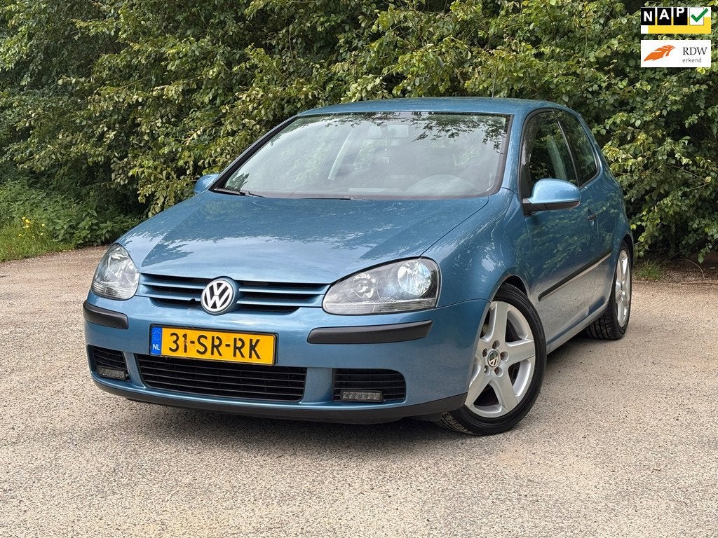 Volkswagen Golf 1.6 Trendline Business | Cruise + Clima + Nw, Voorwielaandrijving, Stof, Gebruikt, 4 cilinders