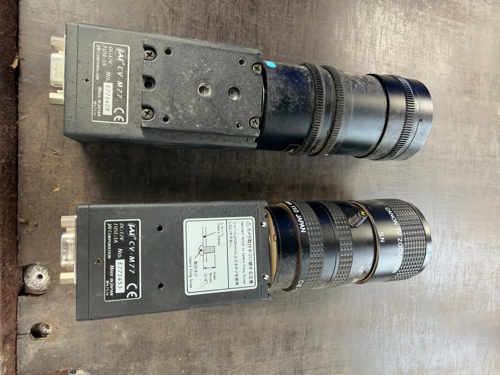 JAI CV-M77 Progressive Scan Camera met lens (2 stuks)
