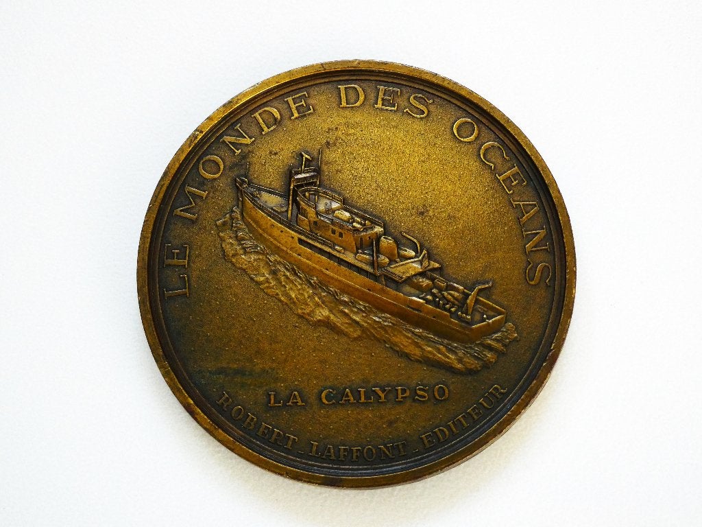 Gedenkpenning Jaques Yves Cousteau penning La Calypso brons, Ophalen of Verzenden, Brons, Buitenland