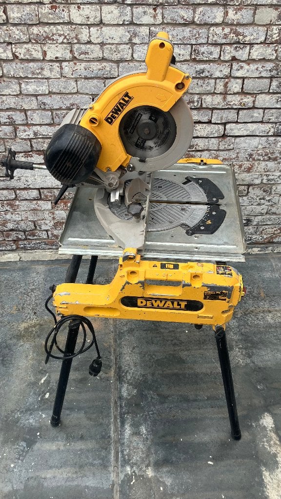 DeWalt DW743N  Tafelzaag, kapzaag en verstekzaag 2000 W, Doe-het-zelf en Verbouw, Ophalen, Gebruikt, Cirkelzaag, DeWalt