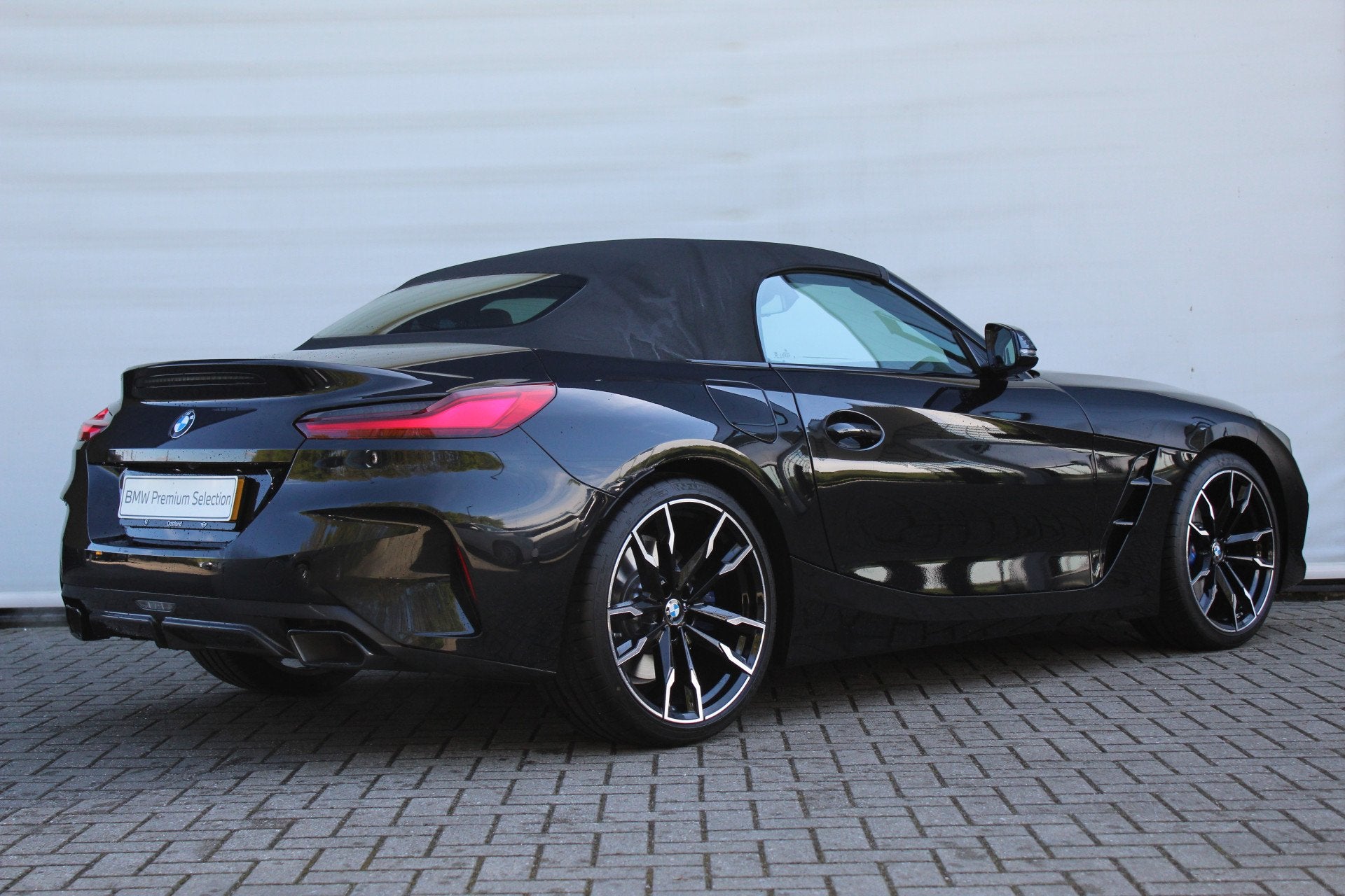 BMW Z4 Roadster M40i High Executive Automaat / M Sportstoele, Auto's, BMW, Dealer onderhouden, Achterwielaandrijving, Gebruikt