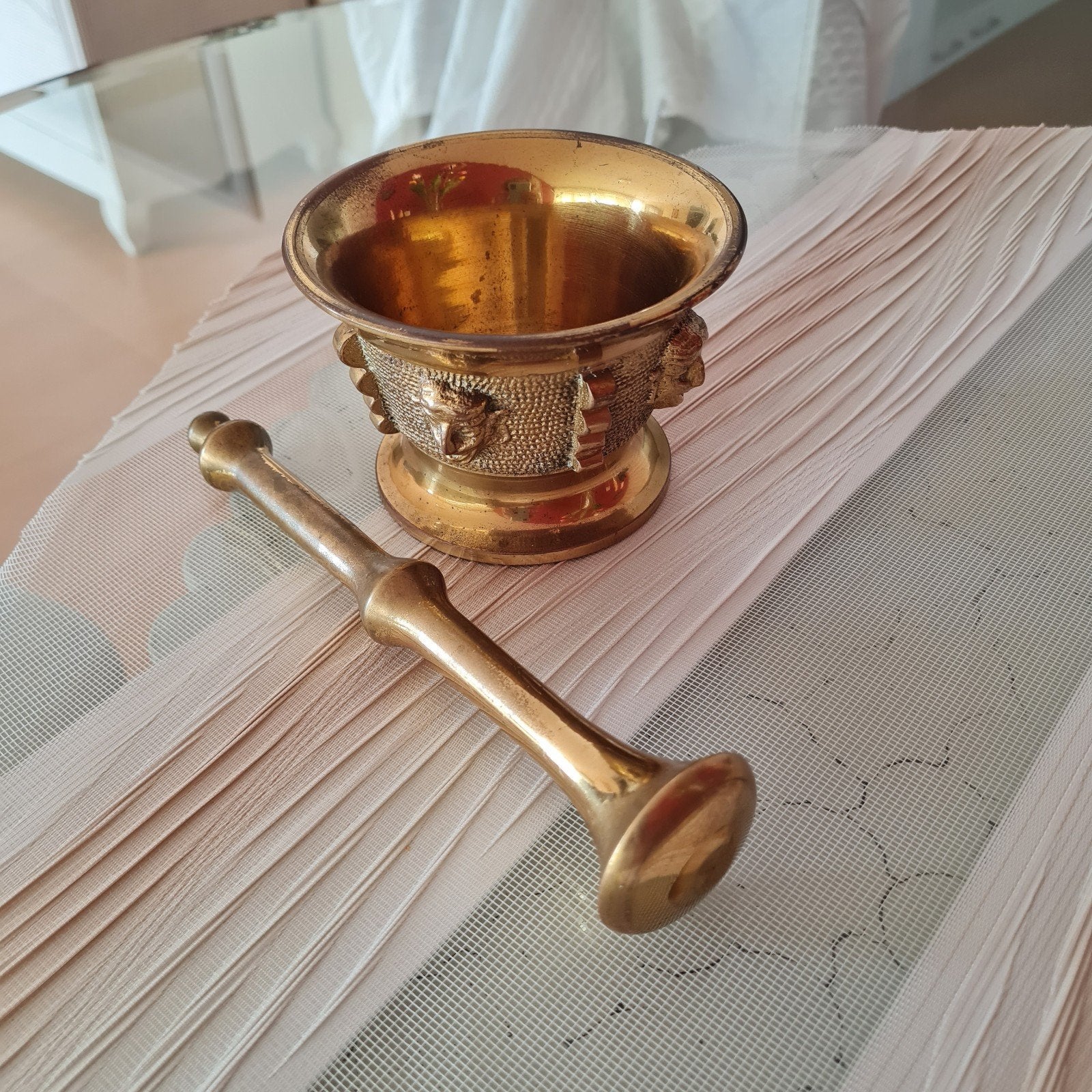 Vijzel met stamper, Ophalen