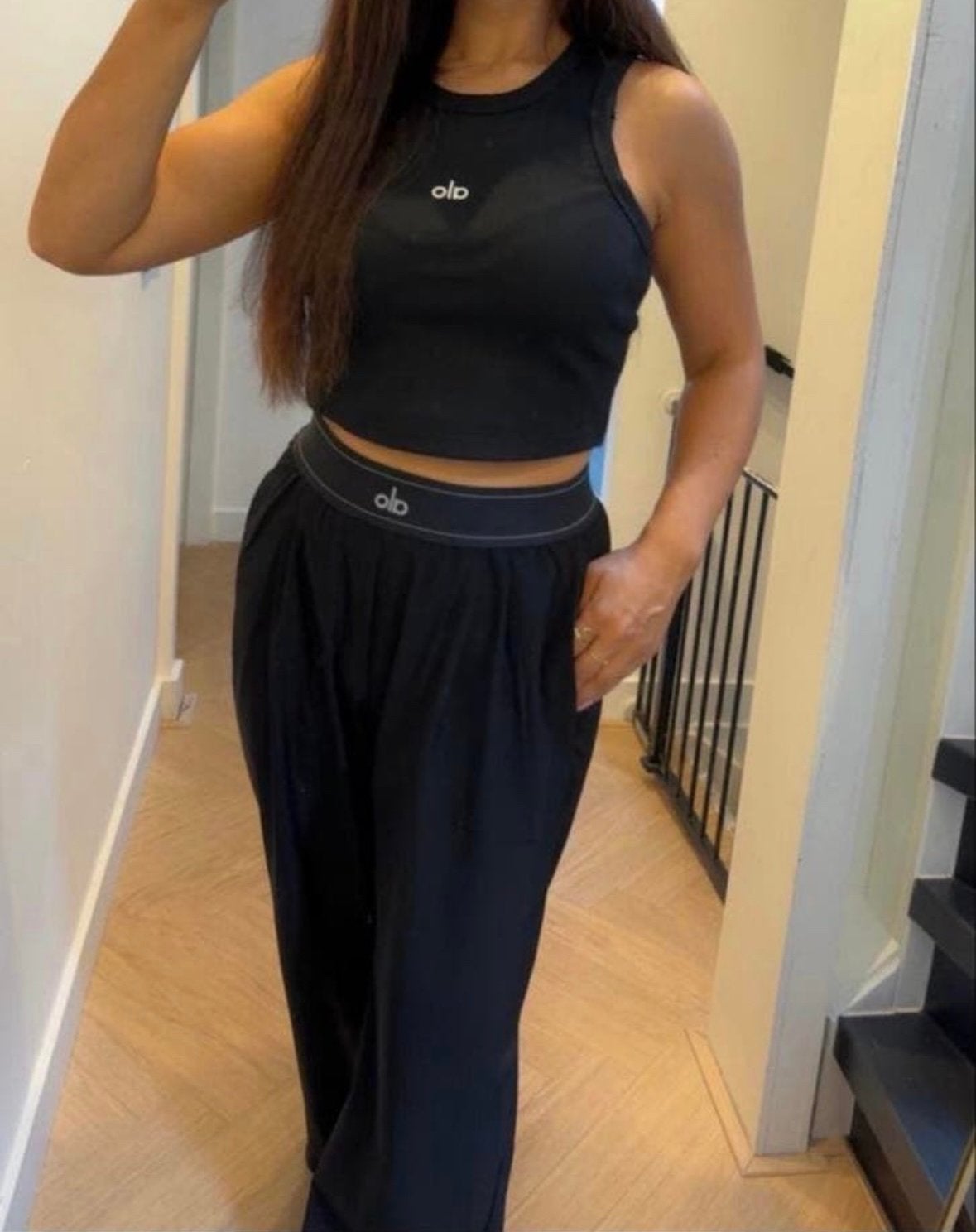 Alo Yoga Pants Maat M, Maat 38/40 (M), Zwart, Nieuw, Ophalen of Verzenden