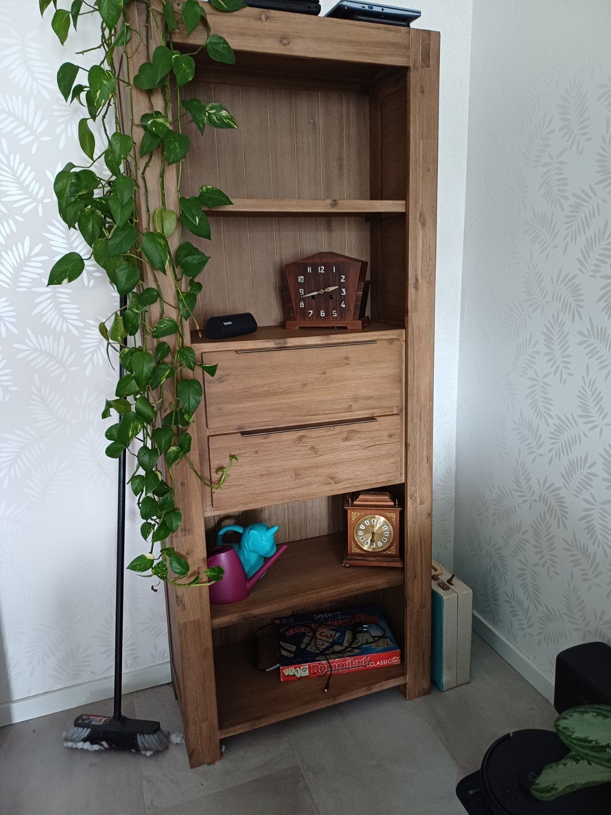 Massief houten boekenkast met lades en planken, Ophalen, 200 cm of meer, 50 tot 100 cm, Zo goed als nieuw