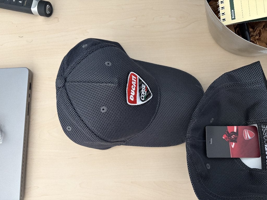 Cap Zwart /Grijs Ducati, Kleding | Heren, Hoeden en Petten, Ophalen of Verzenden, Nieuw, One size fits all