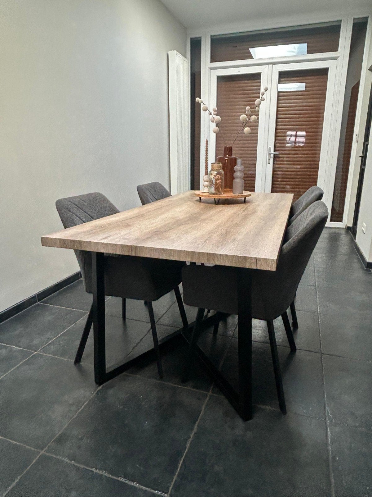 Eettafel met 4 stoelen - Lichte gebruikssporen, Huis en Inrichting, Ophalen, Gebruikt, 50 tot 100 cm, Overige houtsoorten