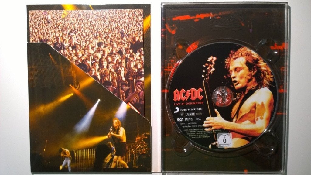 AC-DC - Live At Donington (DVD), Alle leeftijden, Ophalen of Verzenden, Zo goed als nieuw, Concert