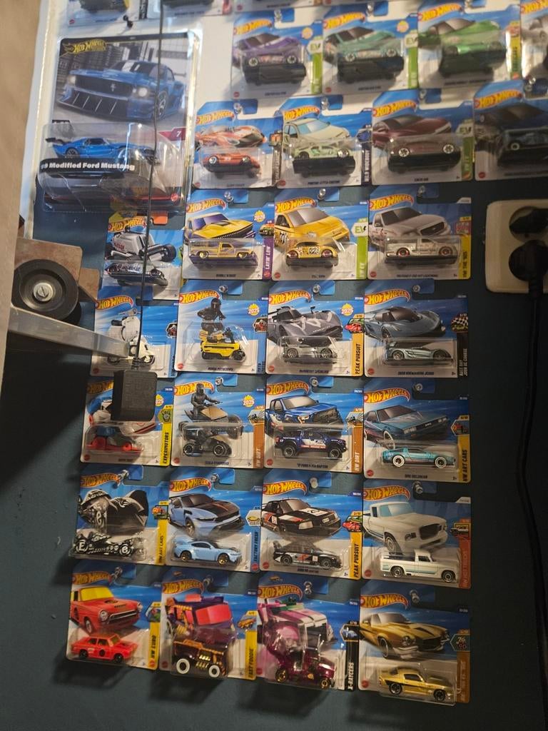 Grote collectie Hot Wheels en Majorette auto's, Ophalen of Verzenden, Zo goed als nieuw